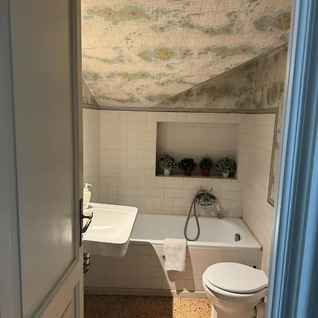 Apartment Center - Garage Prenotabile *